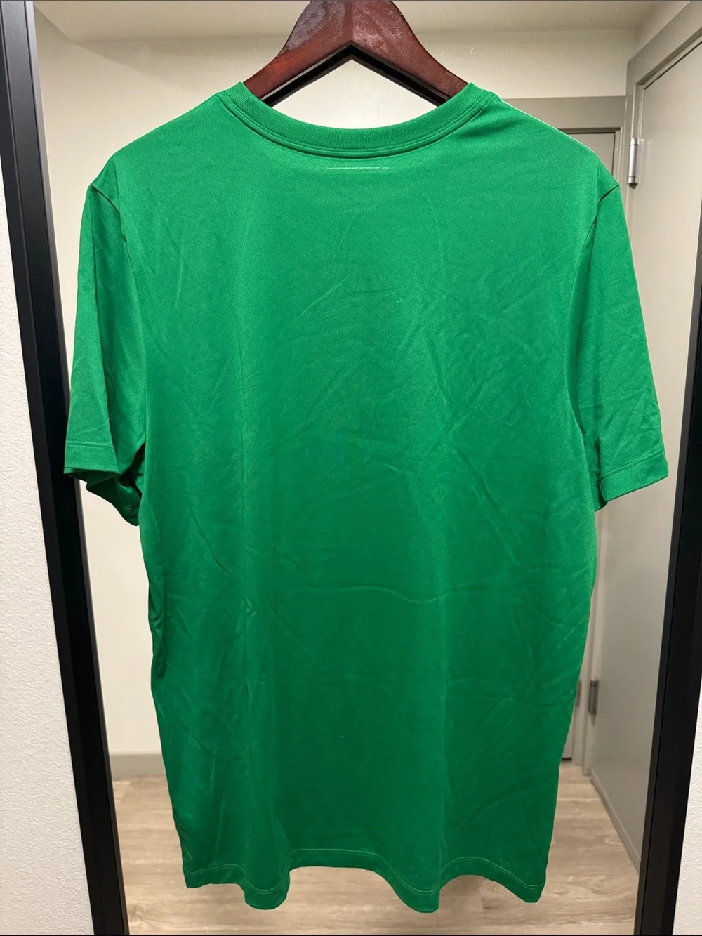 Nike Oregon Ducks Primetime Legend Kinetic Mantra Dri-Fit T-Shirt Apple Green